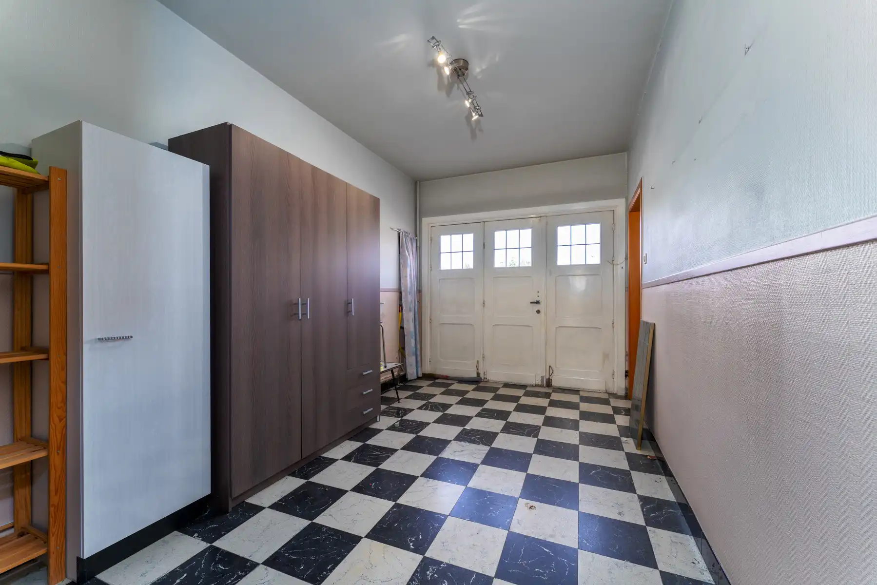 Ruime rijwoning met garage te koop nieuwpoort stad foto 5