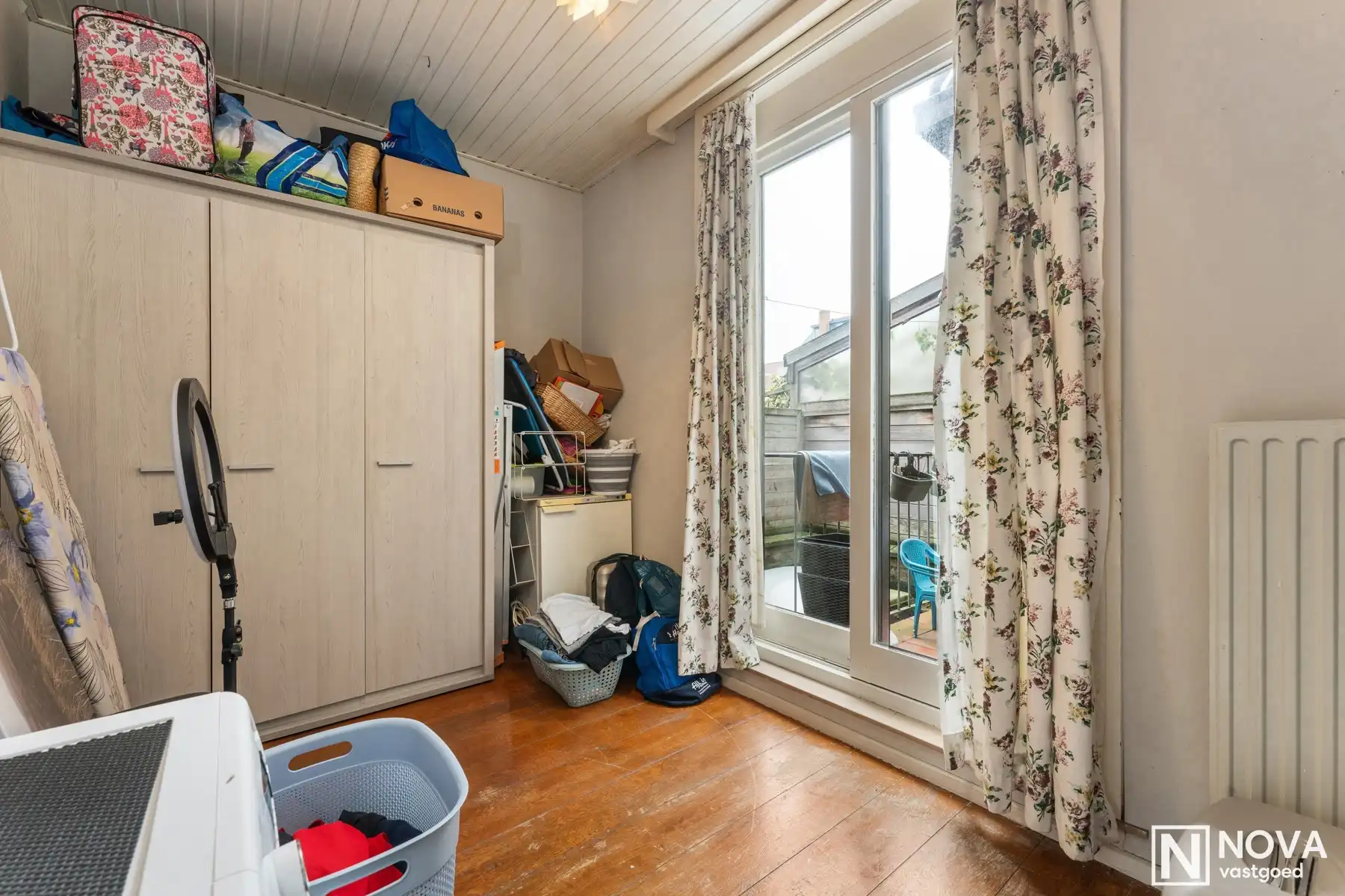 Ruim en lichtrijk duplex-appartement aan de kerk foto 8