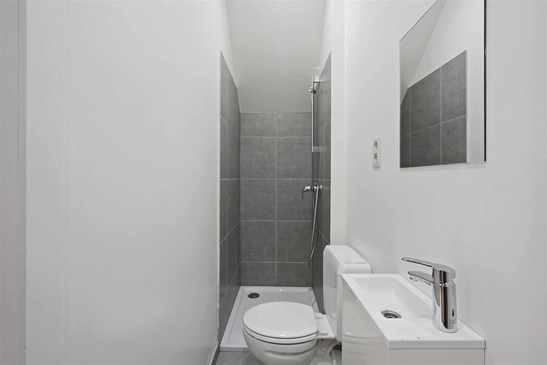 CENTRALE LIGGING / RUIME WONING foto 41