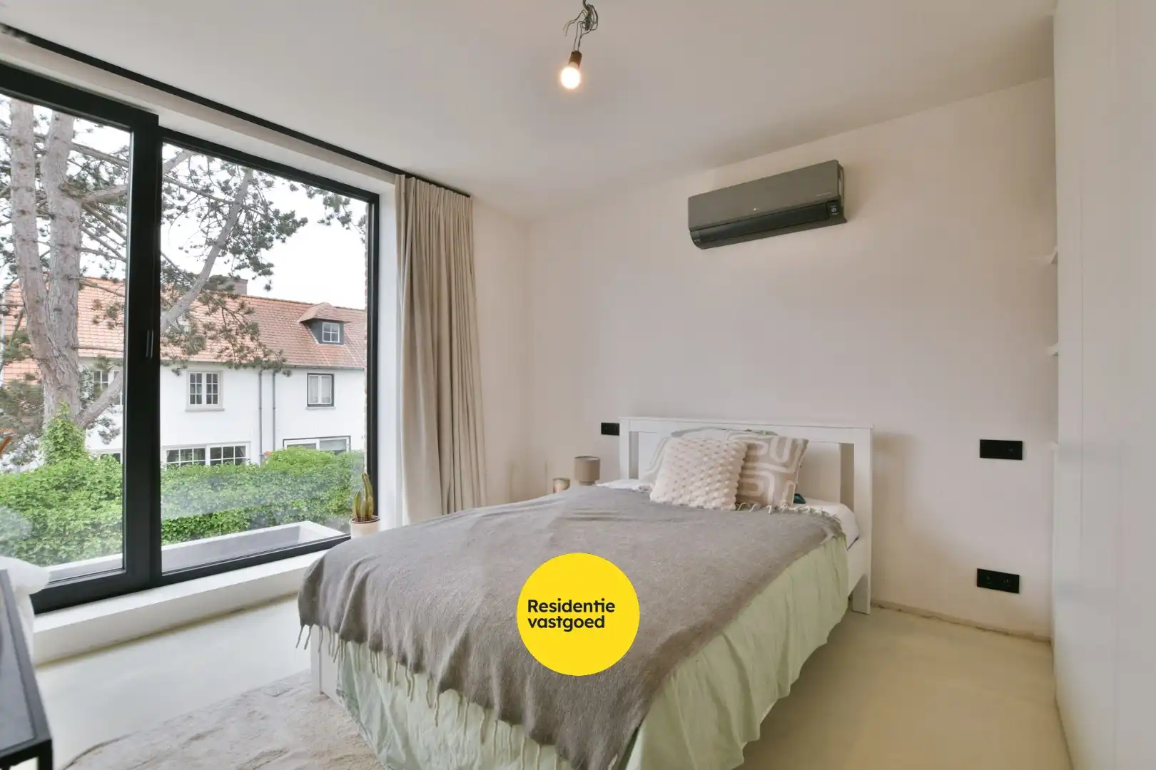 Exclusieve koppelvilla van 348 m² met 6 slaapkamers in rustige woonwijk foto 13