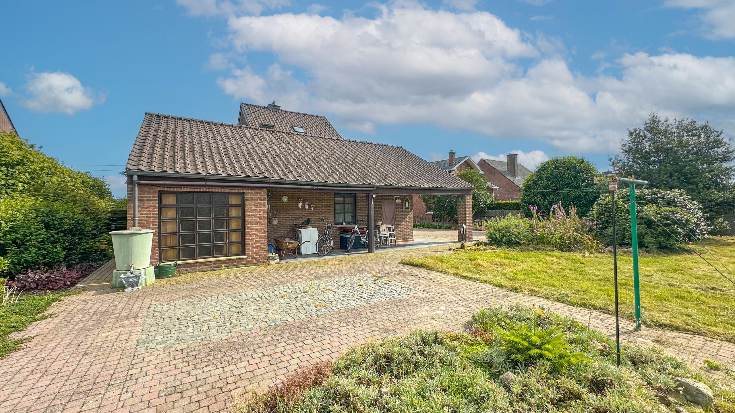 Opbrengst eigendom met 3 vergunde entiteiten! foto 48