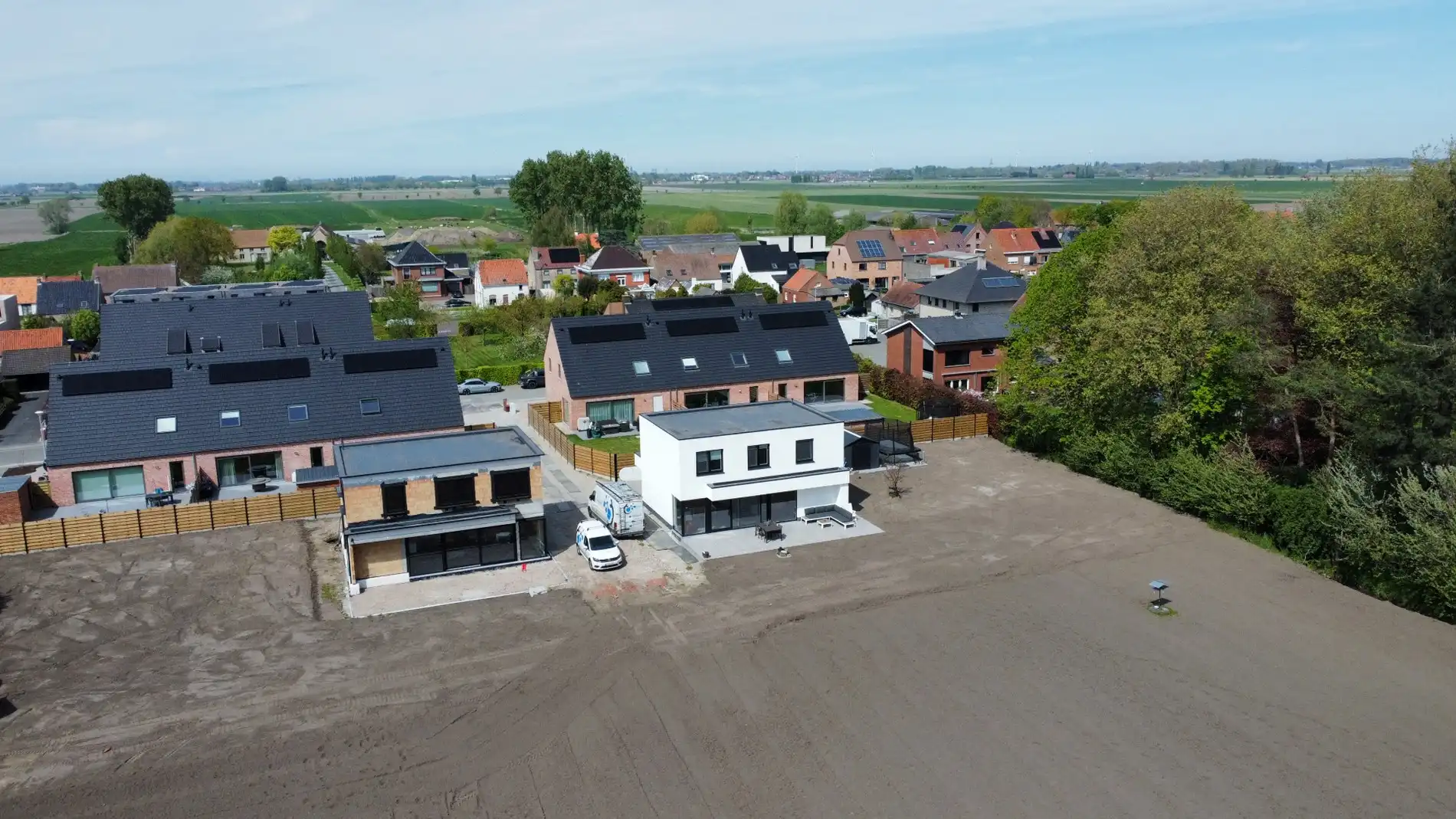 Rustig gelegen alleenstaande nieuwbouwwoning met 3 slaapkamers en prachtig zicht op de velden te Gistel  foto 9