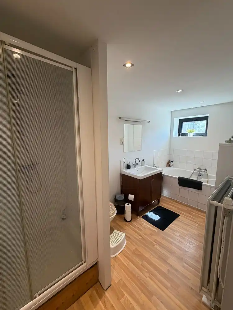 Gerenoveerde woning foto 10