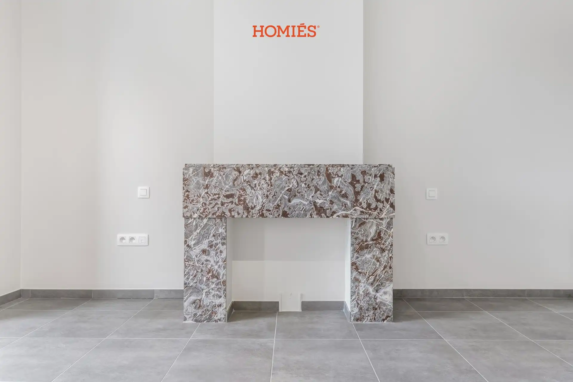 Gerenoveerd app met 2 slpks en autostaanplaats foto 12