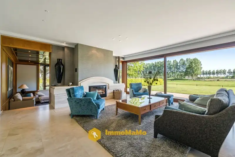 UNIEKE VILLA MET WEILAND EN PAARDENSTALLEN OP EEN TOPLOCATIE TE KOOP IN MENDONK (GENT) foto 5