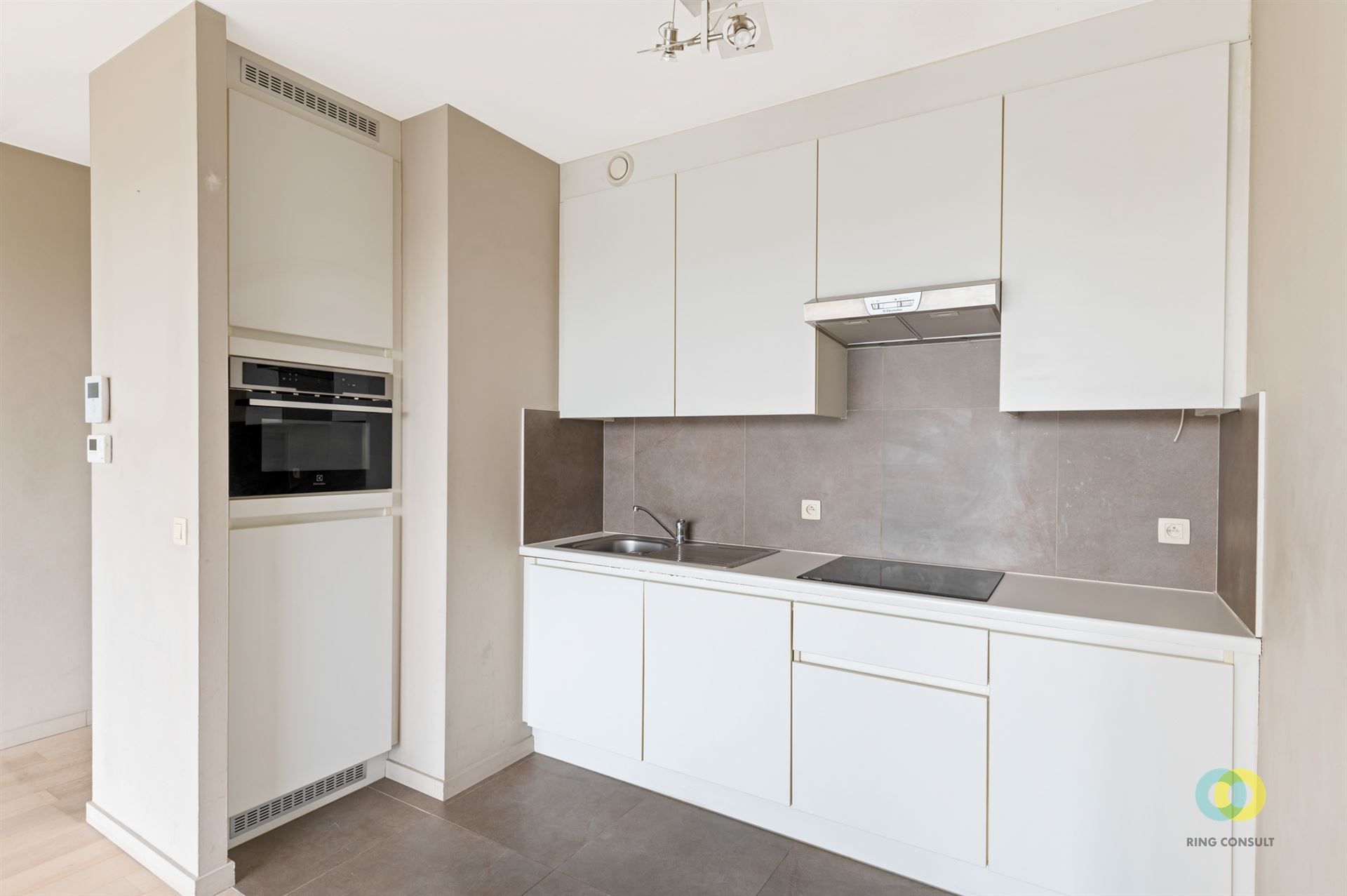 Appartement 1 slaapkamer met leuk terras foto 6
