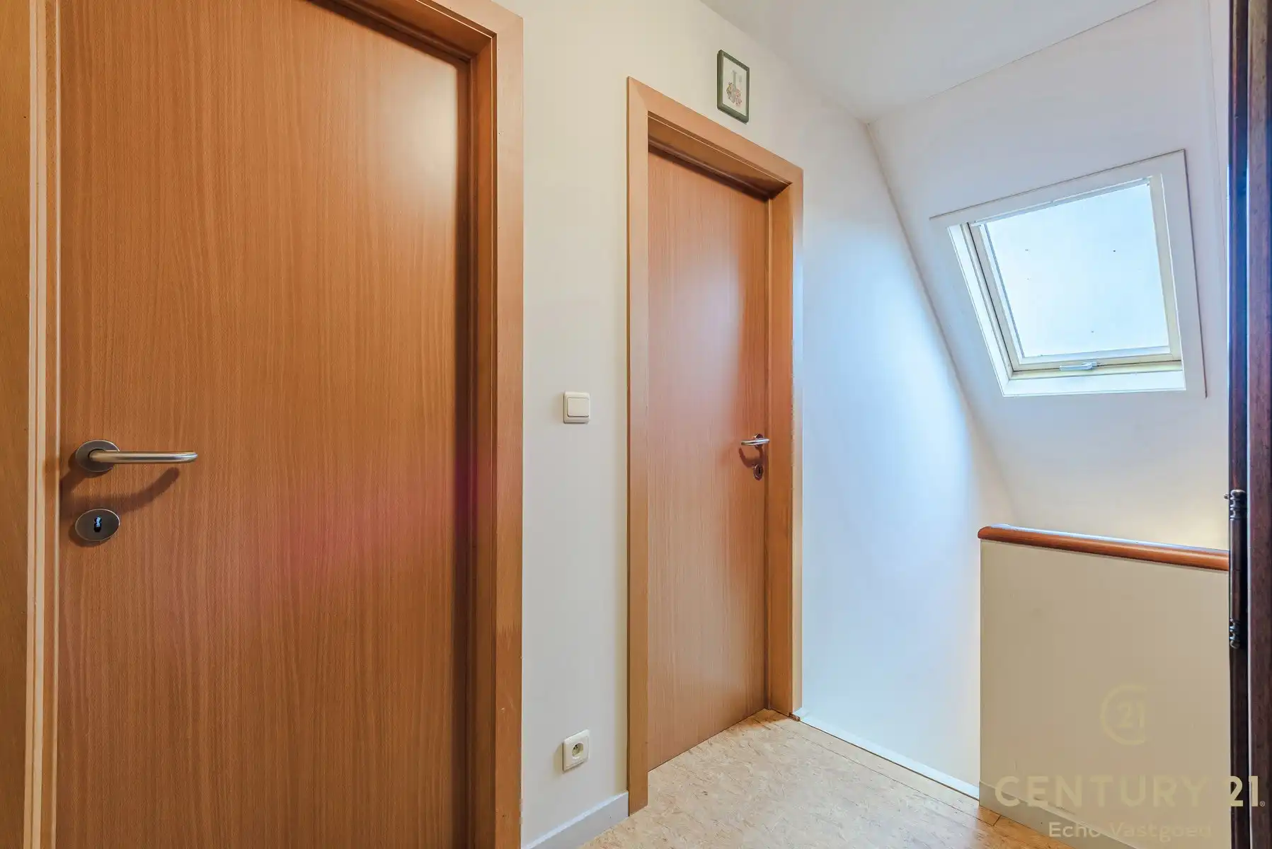 Handelszaak met gerenoveerde woonst op topligging  foto 21
