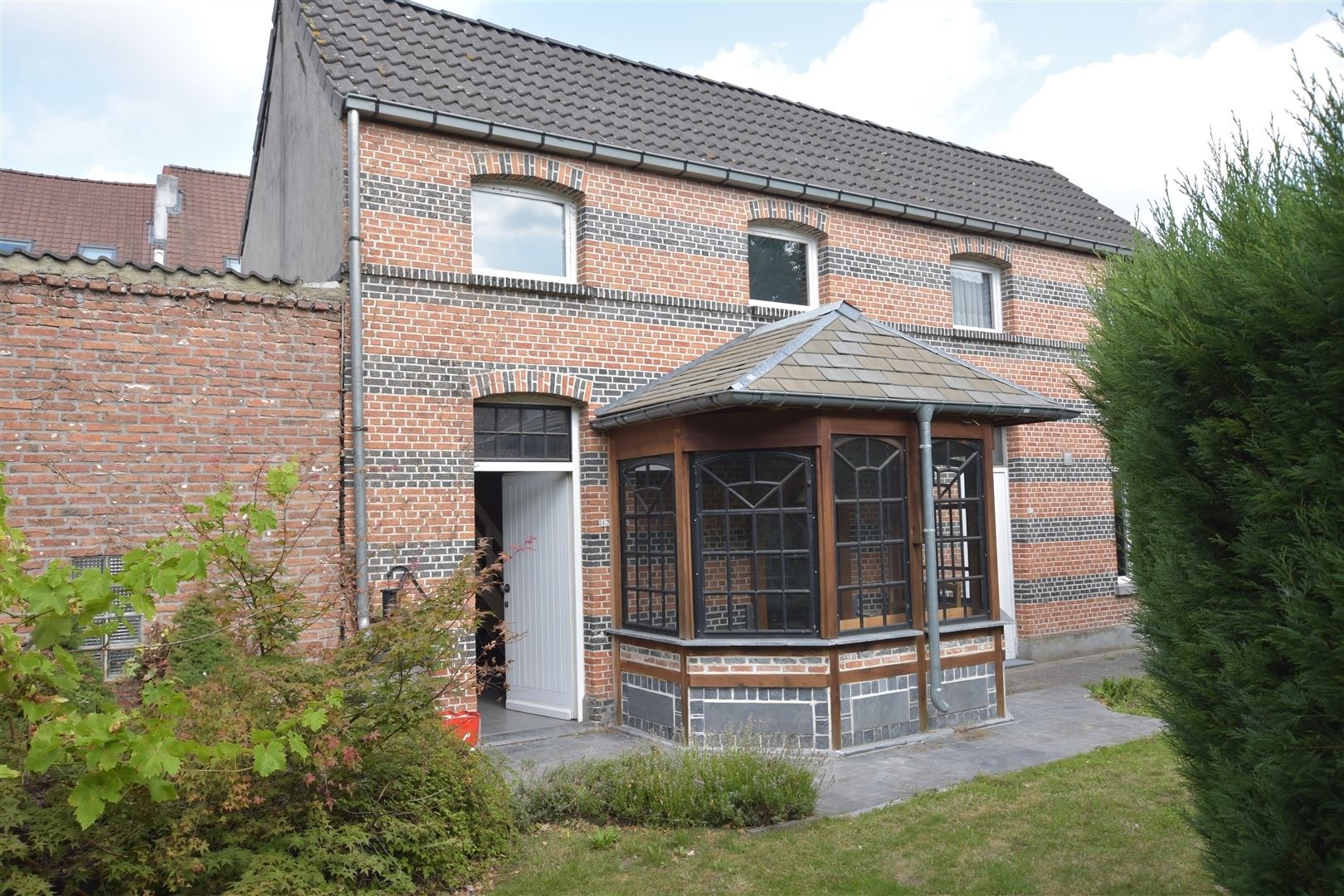 ()=>{if(producerUpdateValueVersion(node),producerAccessed(node),node.value===ERRORED)throw node.error;return node.value} Lindanusstraat 42 - 9200 DENDERMONDE