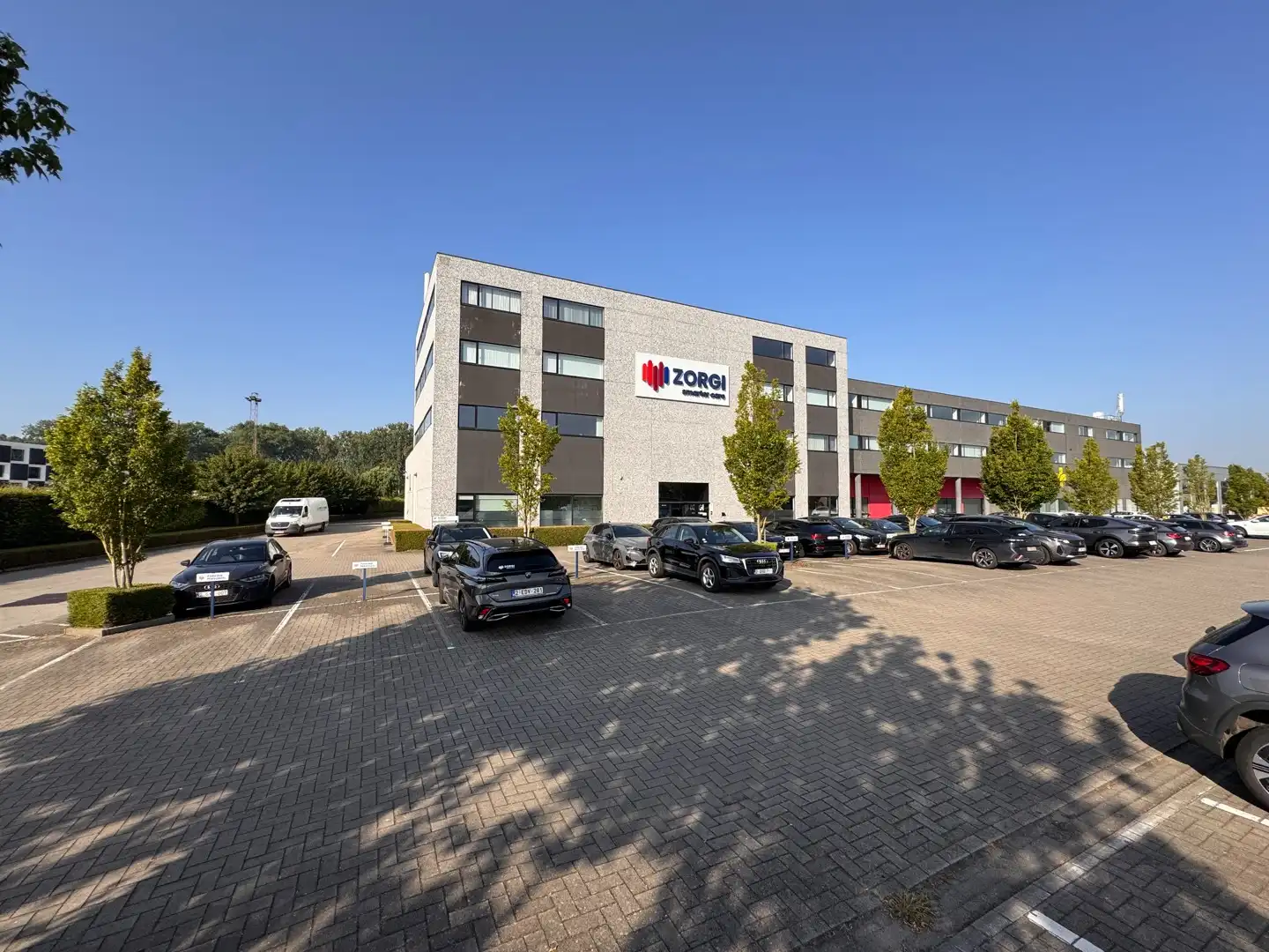 Commerciële ruimte te huur Legeweg 157 - 8020 Oostkamp