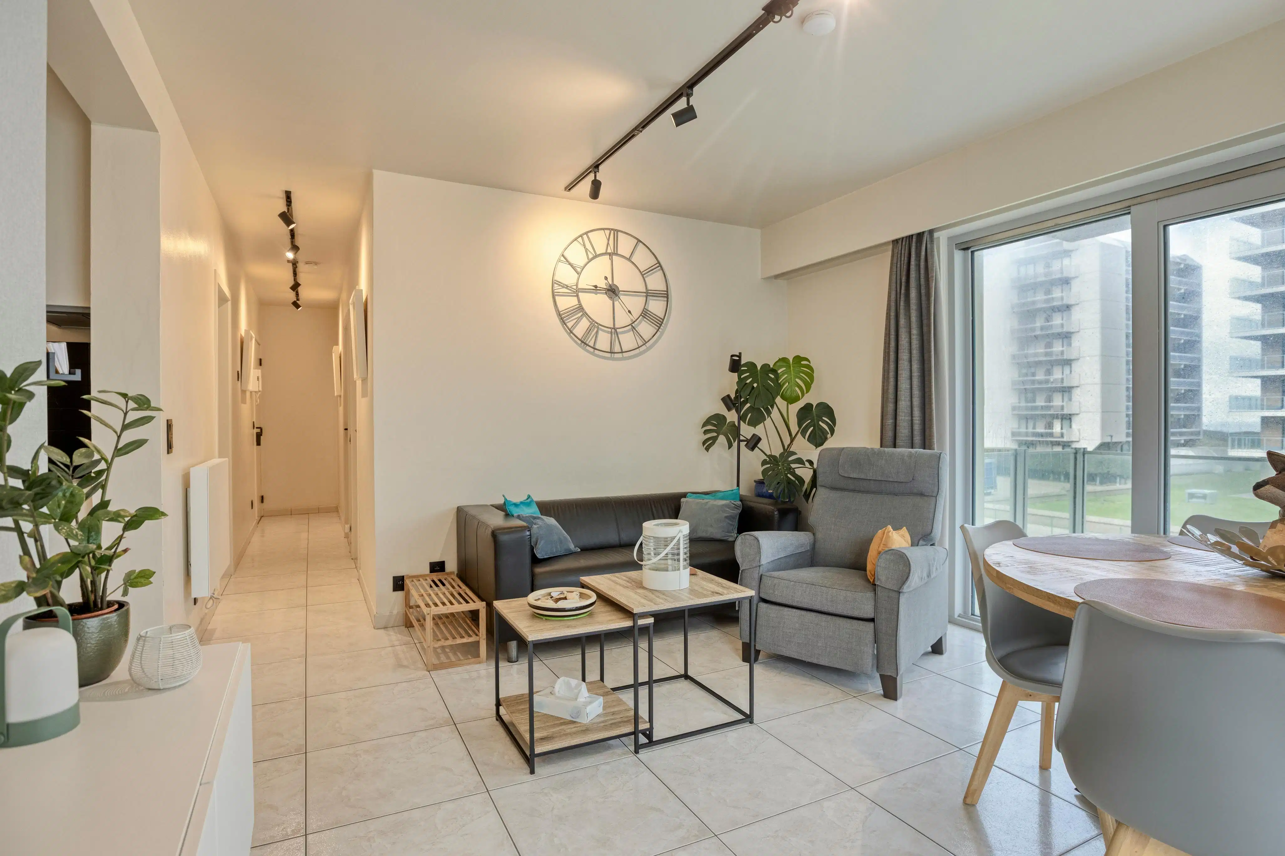 Hoekappartement met 2 slaapkamers en zeezicht in De Panne foto 2