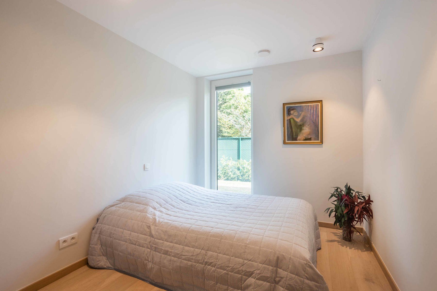 Ruim gelijkvloersappartement met hoogwaardige afwerking foto 17