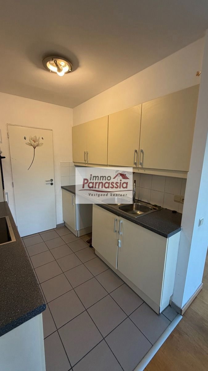 Zeer aangenaam en centraal gelegen 3 slaapkamer appartement  foto 10