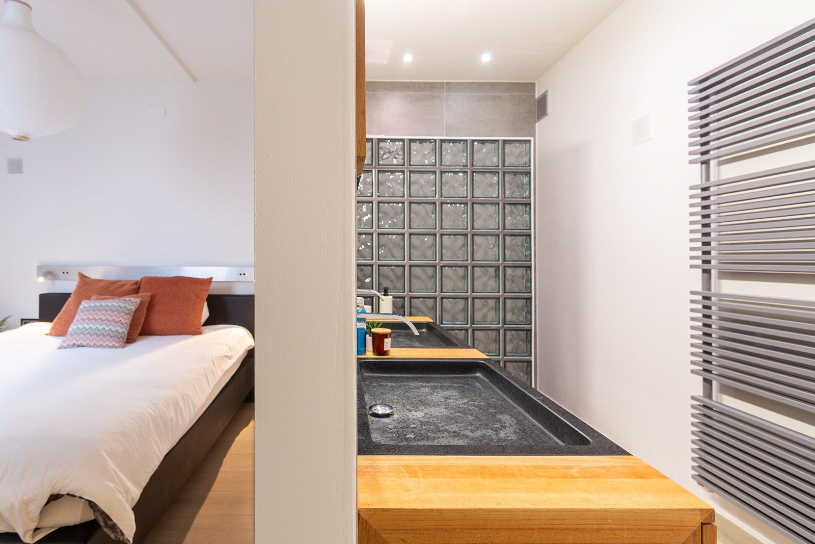 Stijlvol wonen in het hart van de Cadix-wijk foto 23