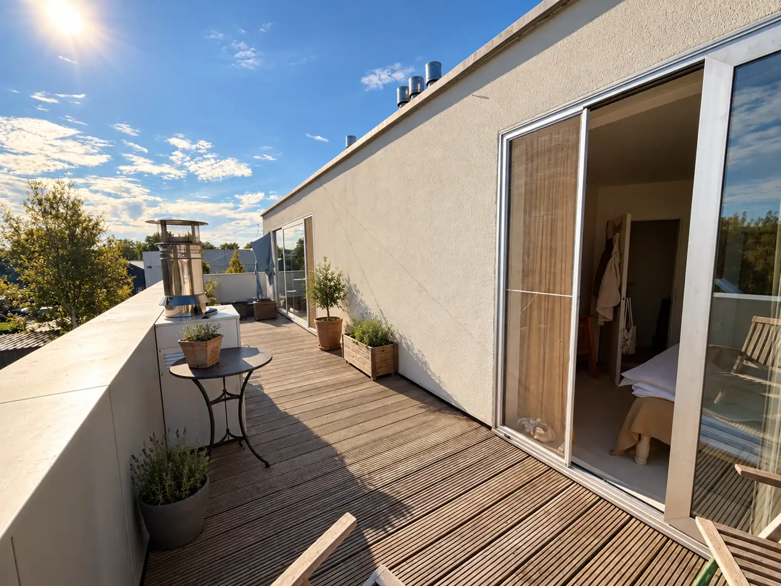 Lichtrijk dakappartement met ruim zonneterras en 1 slpk foto 5