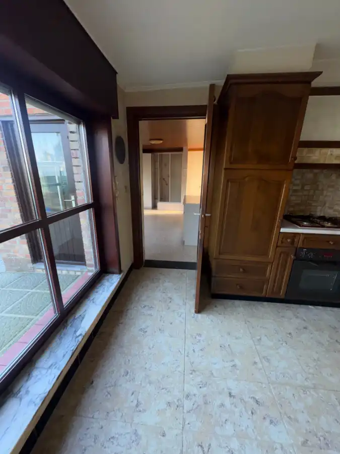 drie slaapkamer ééngezinswoning met garage en tuin foto 14