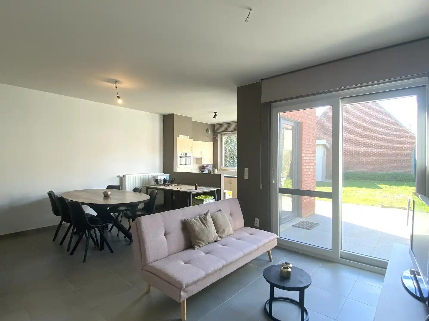 GEZINSWONING MET 3 SLAAPKAMERS EN TUIN IN HARTJE EGEM foto 2