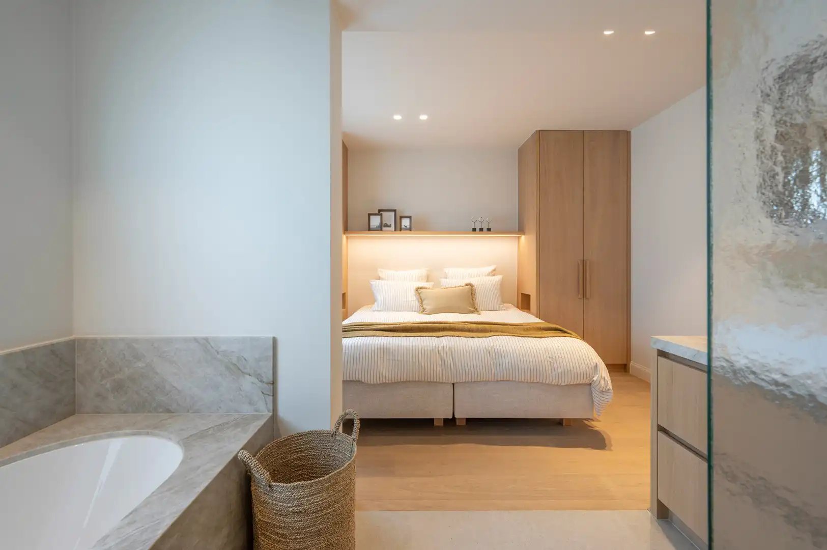 Prachtig hoekappartement met frontaal zeezicht op de Zeedijk-Het Zoute foto 19