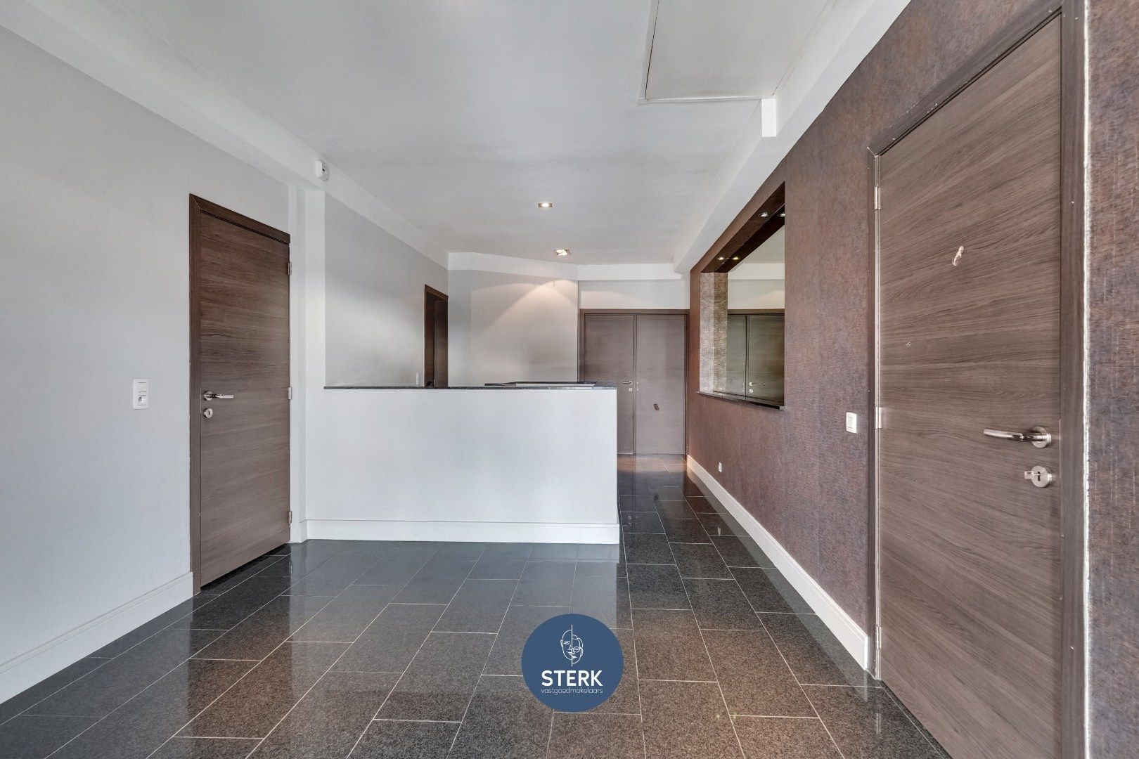 CHARMANTE VILLA MET 5 SLPKS OP EEN GUNSTIGE LOCATIE NABIJ NEDERLAND !  foto 12