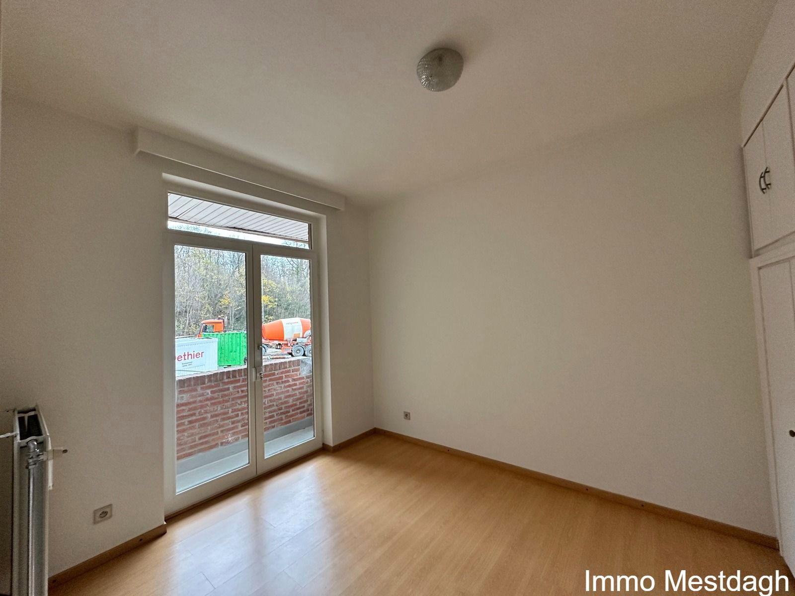 Royaal appartement met garagebox en zicht op de Schaffense Poort. foto 16