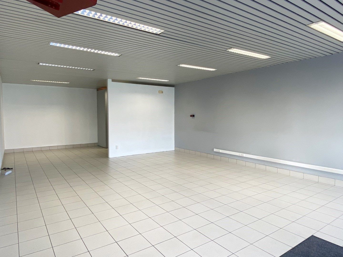 WINKELRUIMTE OP COMMERCIËLE LIGGING IN CENTRUM PITTEM foto 6