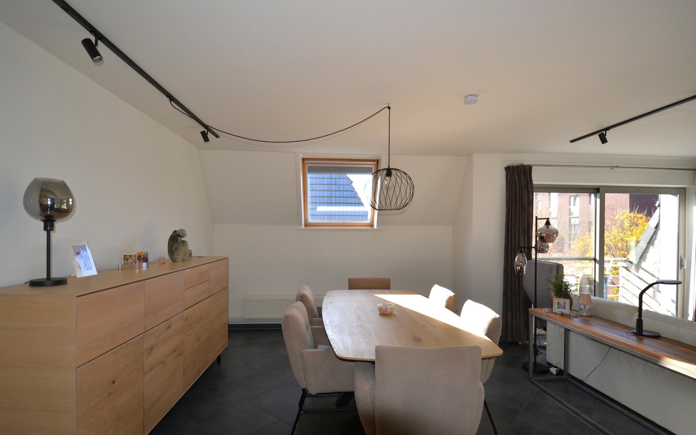 Uitzonderlijk ruim en stijlvol appartement foto 8