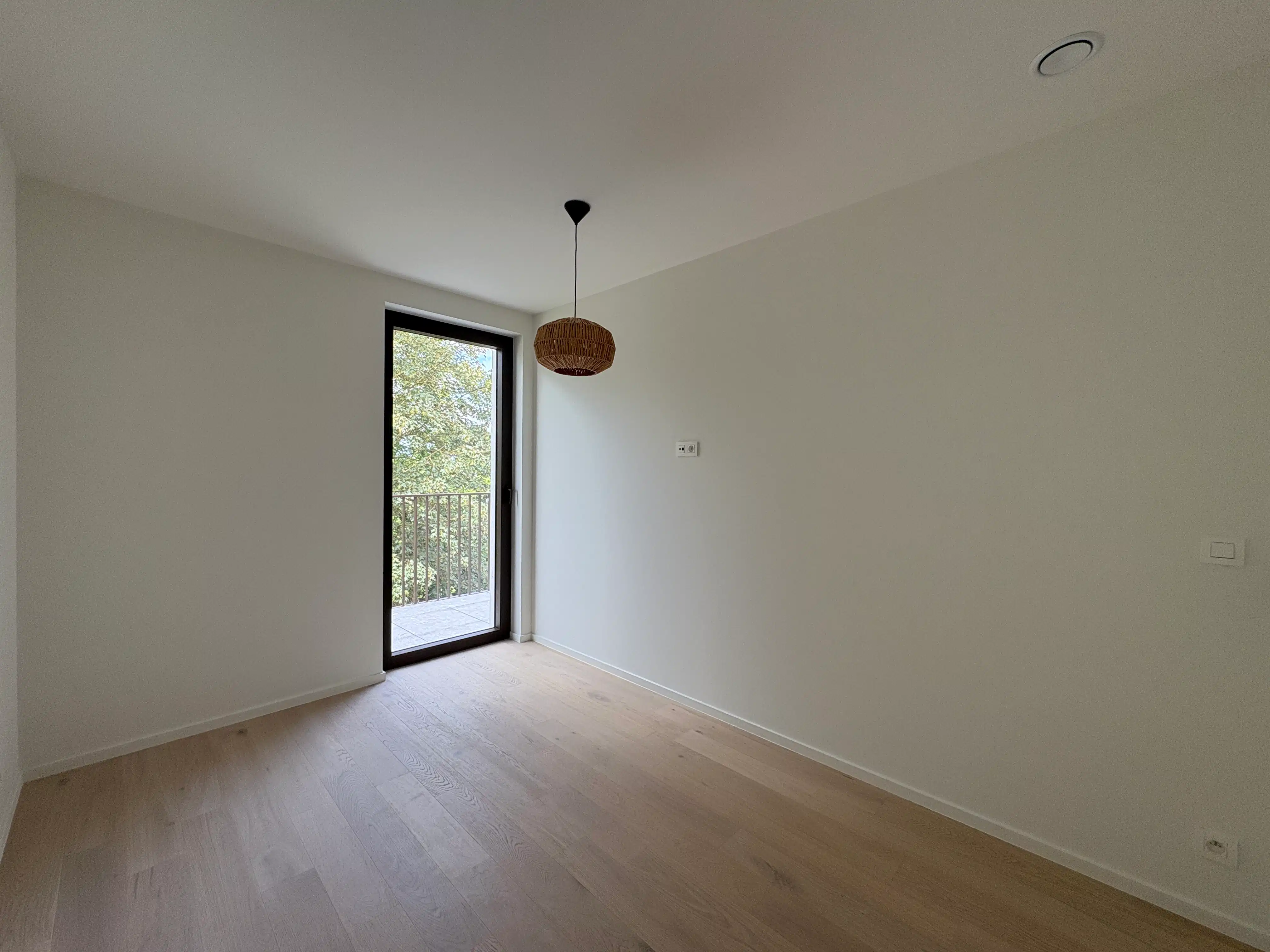 Energiezuinig 2slpk appartement op Dorpsplein Sleidinge foto 9