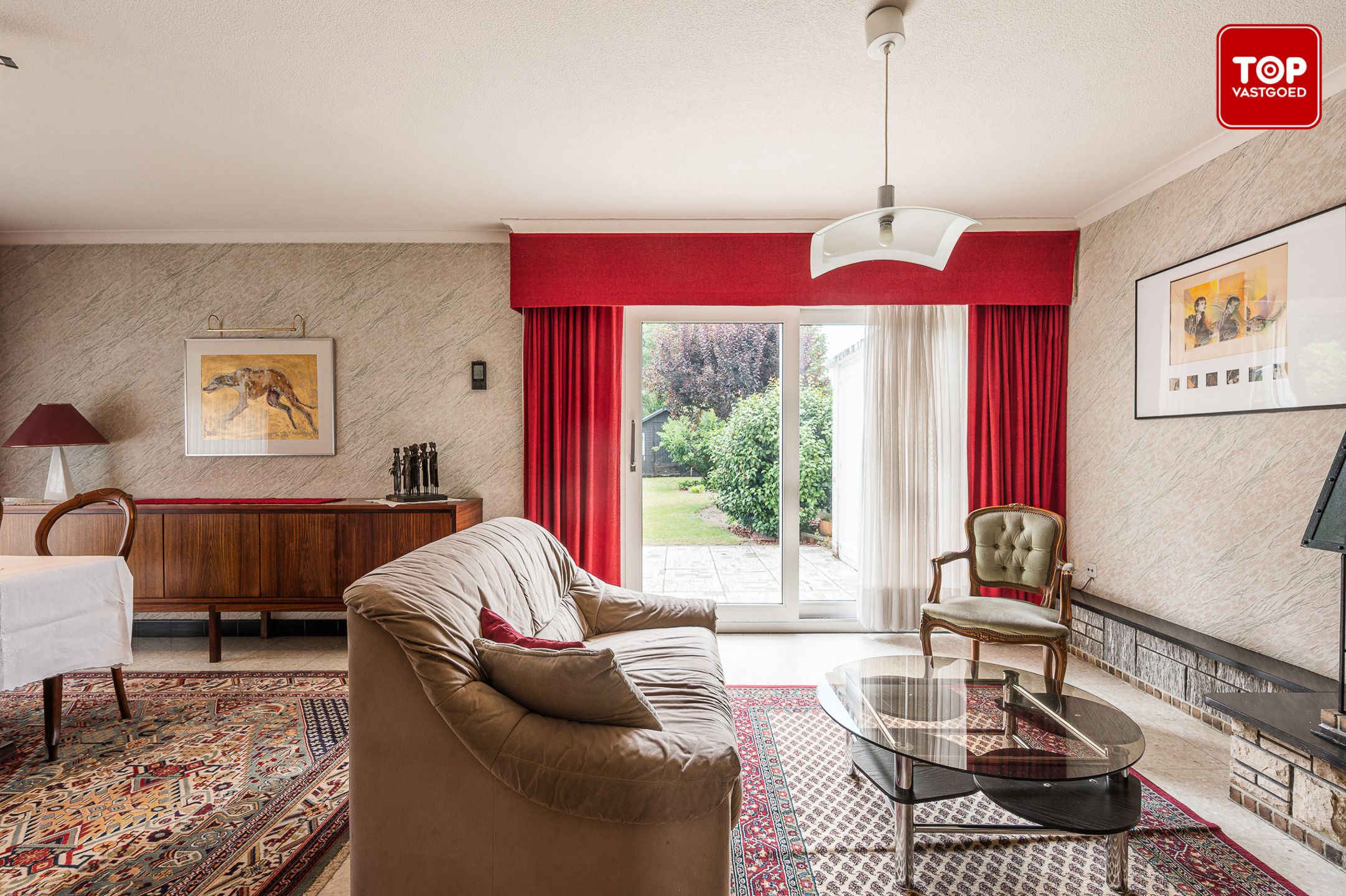 Te renoveren woning met potentieel in rustige buurt  foto 4