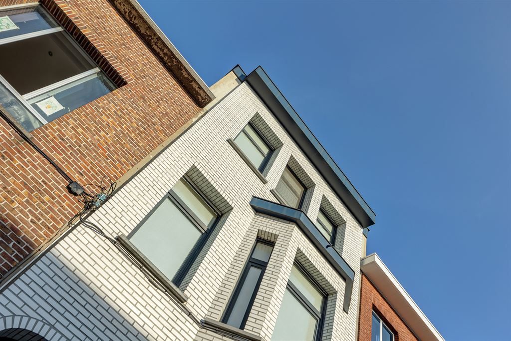 Stijlvol gerenoveerde woning met zonnige tuin! foto 27