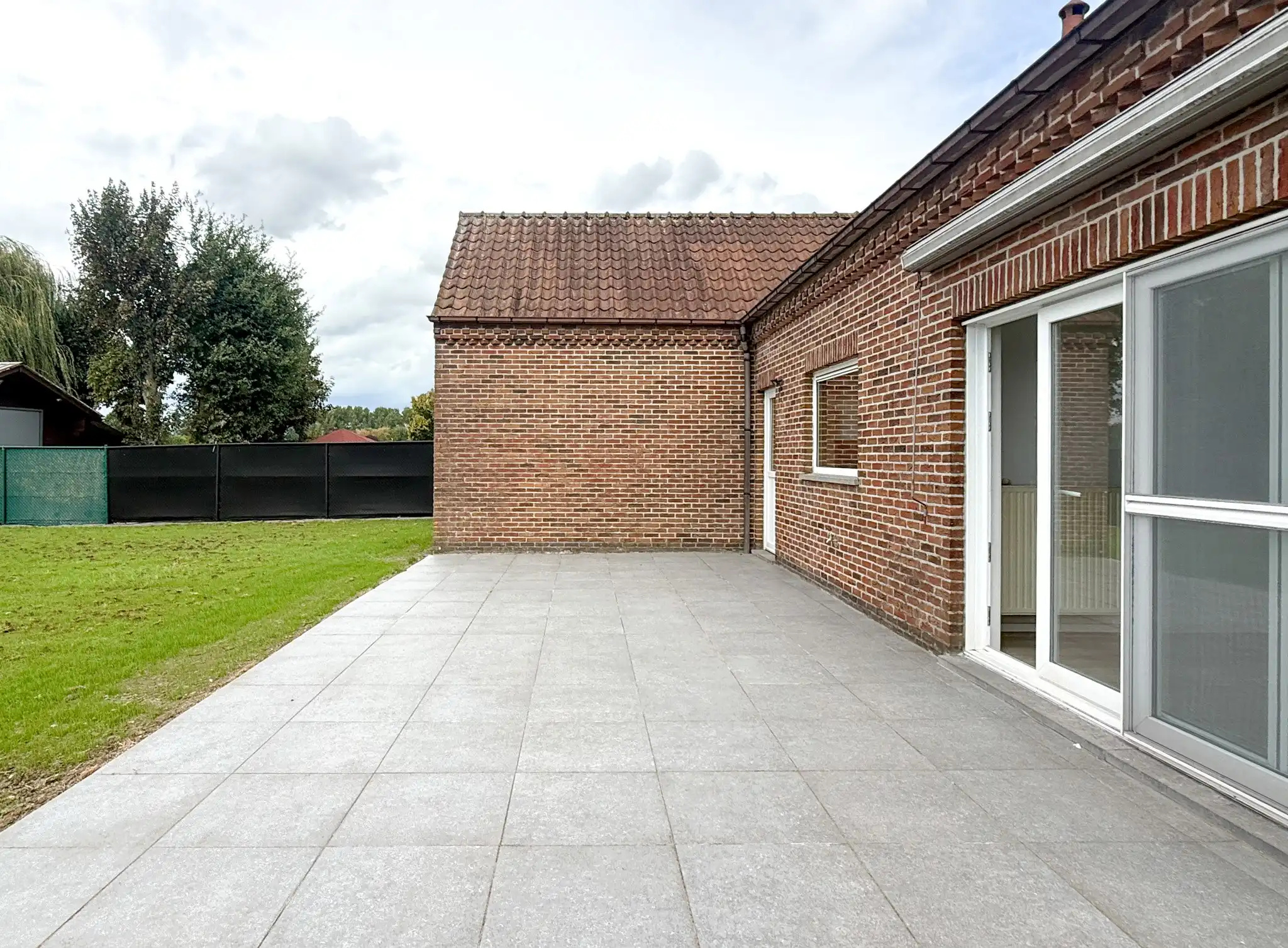 Ruime woning met 3 slaapkamers, tuin, terras en garage in Verrebroek foto 13