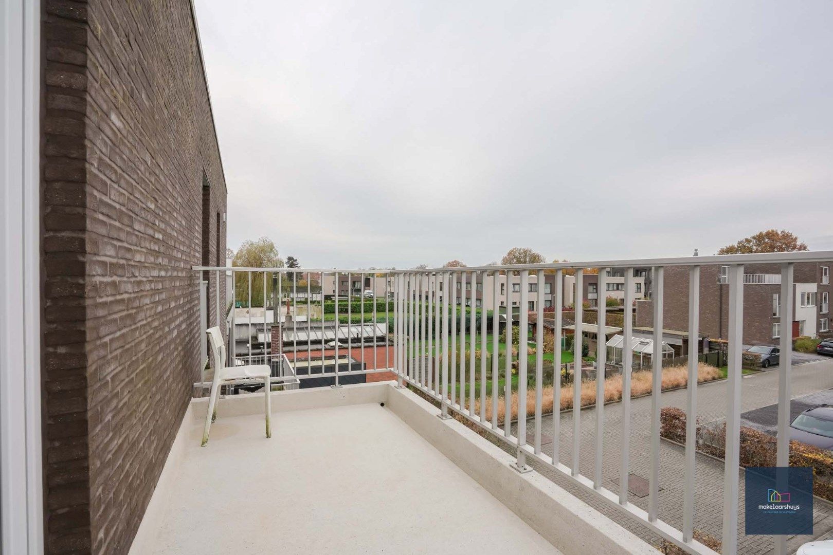 1-slaapkamerappartement met terras en staanplaats te Zwijnaarde foto 12