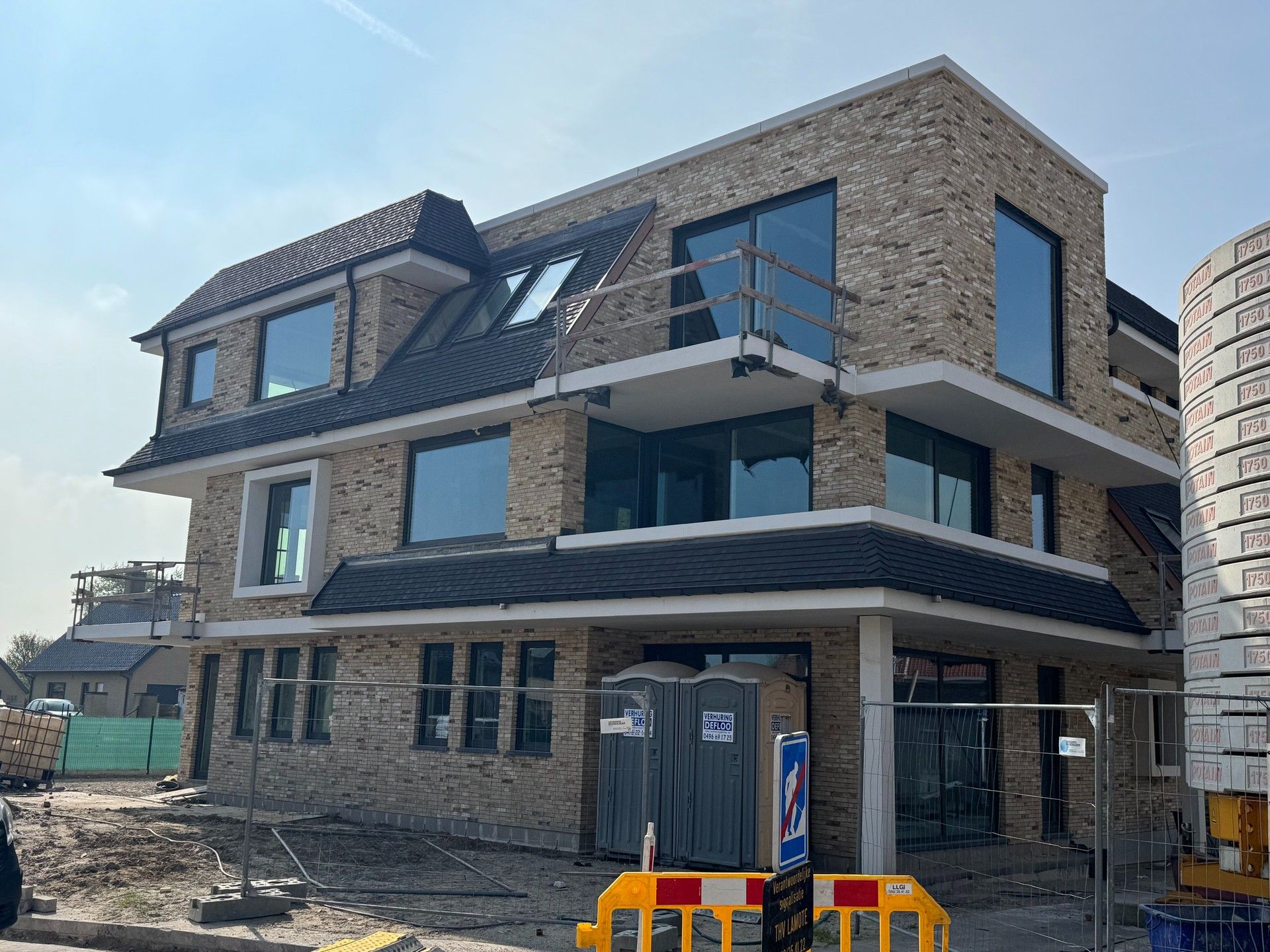 Nieuwbouw gelijkvloers appartement met 2 slaapkamers. foto 7