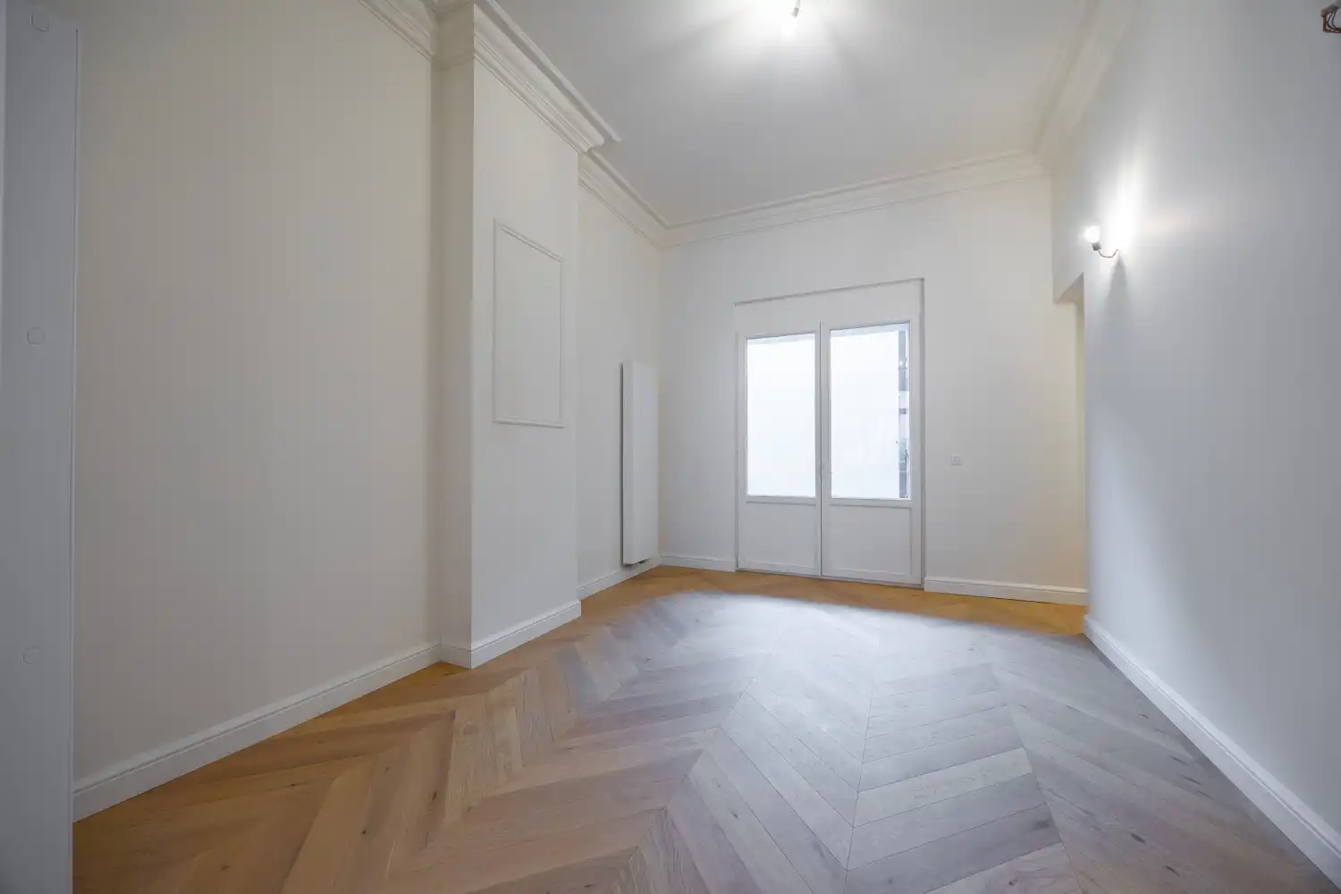 Gerenoveerd herenhuis met 5 slaapkamers foto 6