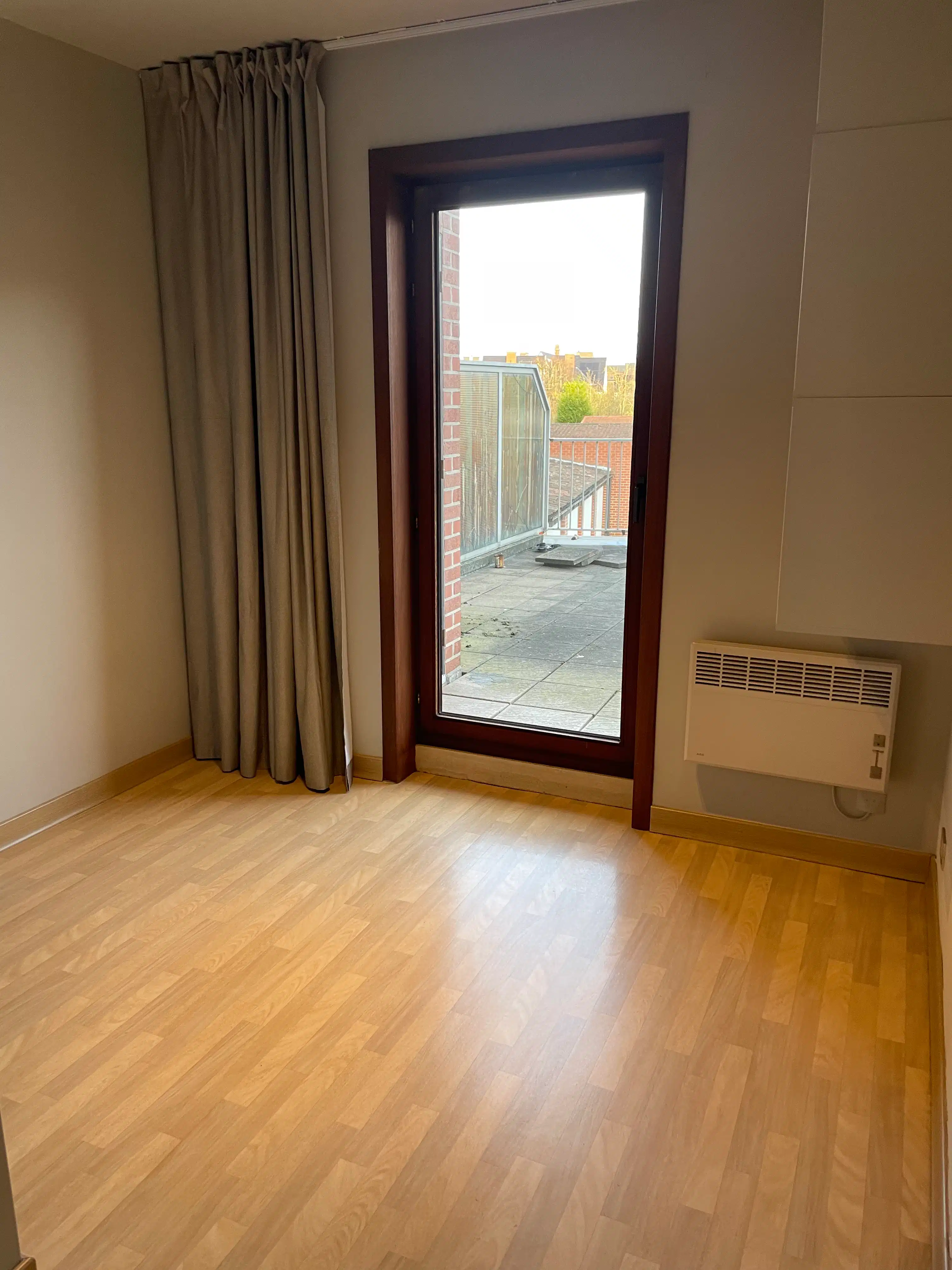 Gunstig gelegen instapklaar twee slaapkamer appartement + ruim terras foto 13