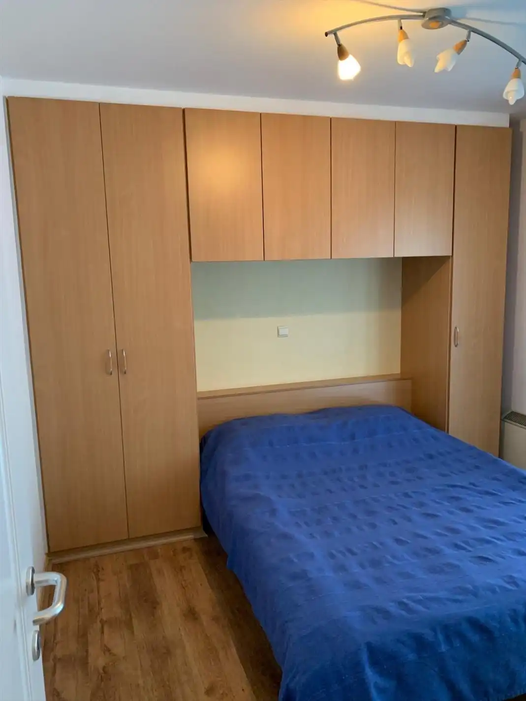 Gemeubeld appartement met twee slaapkamers - frontaal zeezicht foto 15