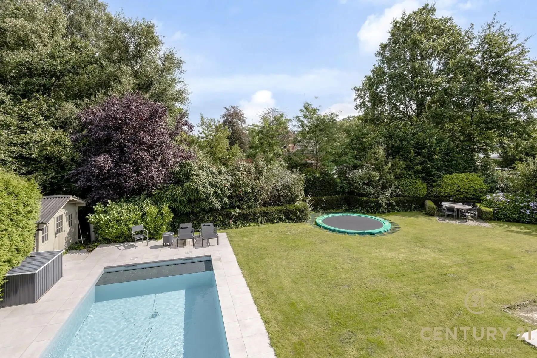 Ruime, gerenoveerde, energiezuinige villa met zwembad foto 30