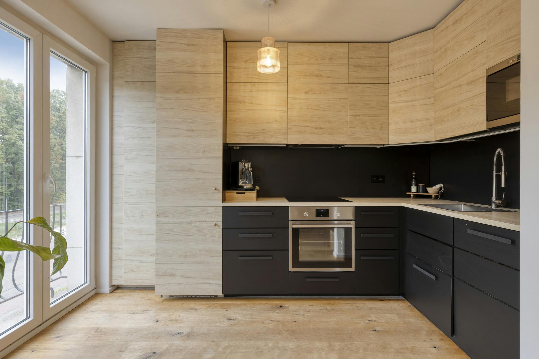 Charmant appartement met twee slaapkamers te Deurne! foto 2