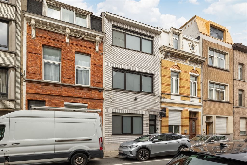 Ruime stadswoning met 4 slaapkamers foto 29