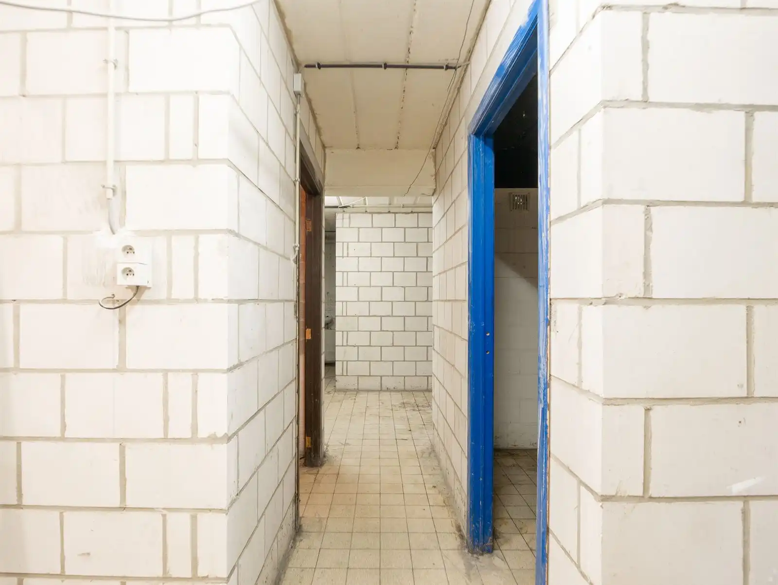 Commercieel gebouw foto 10