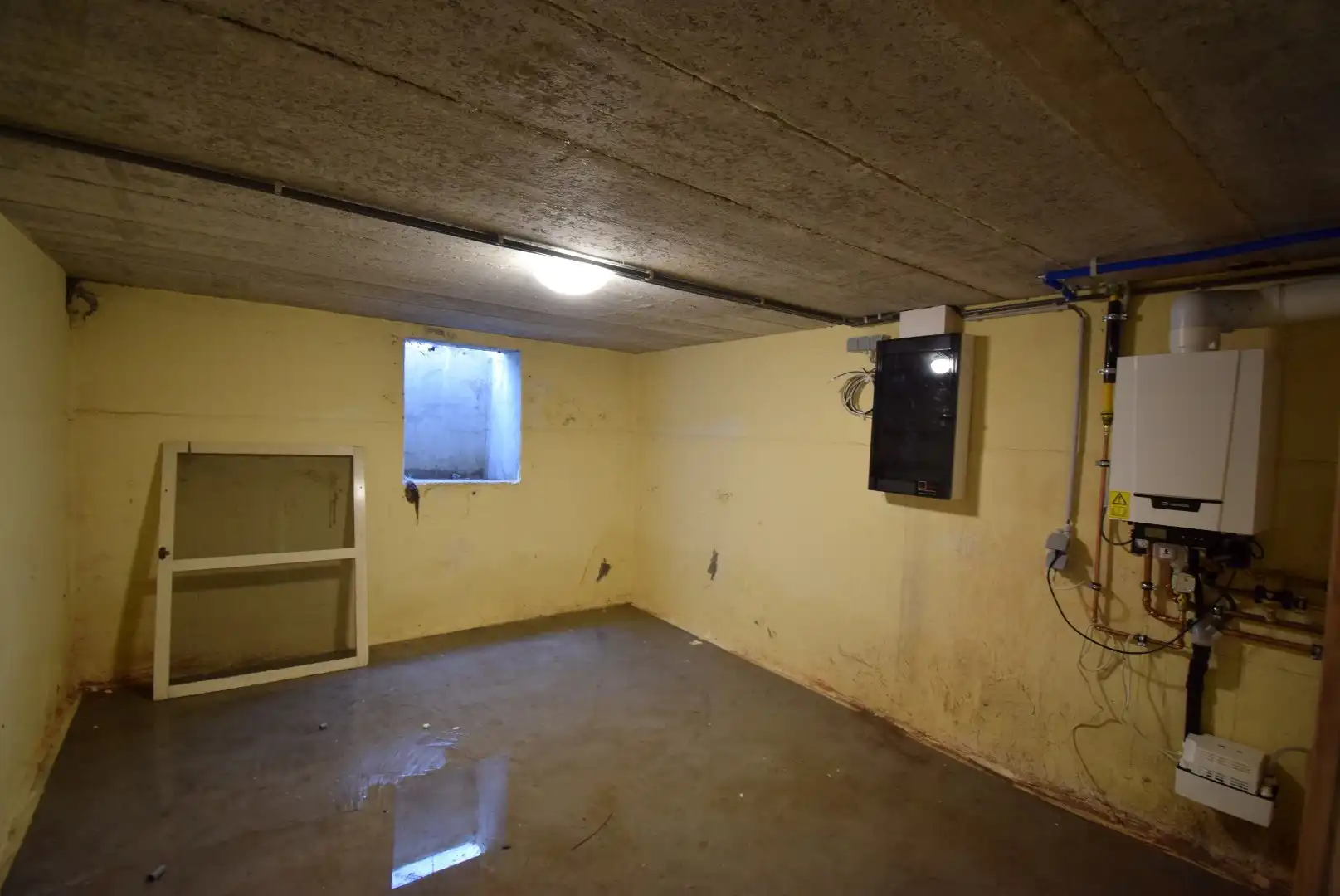 VOLLEDIG GERENOVEERD APPARTEMENT MET GARAGE foto 10