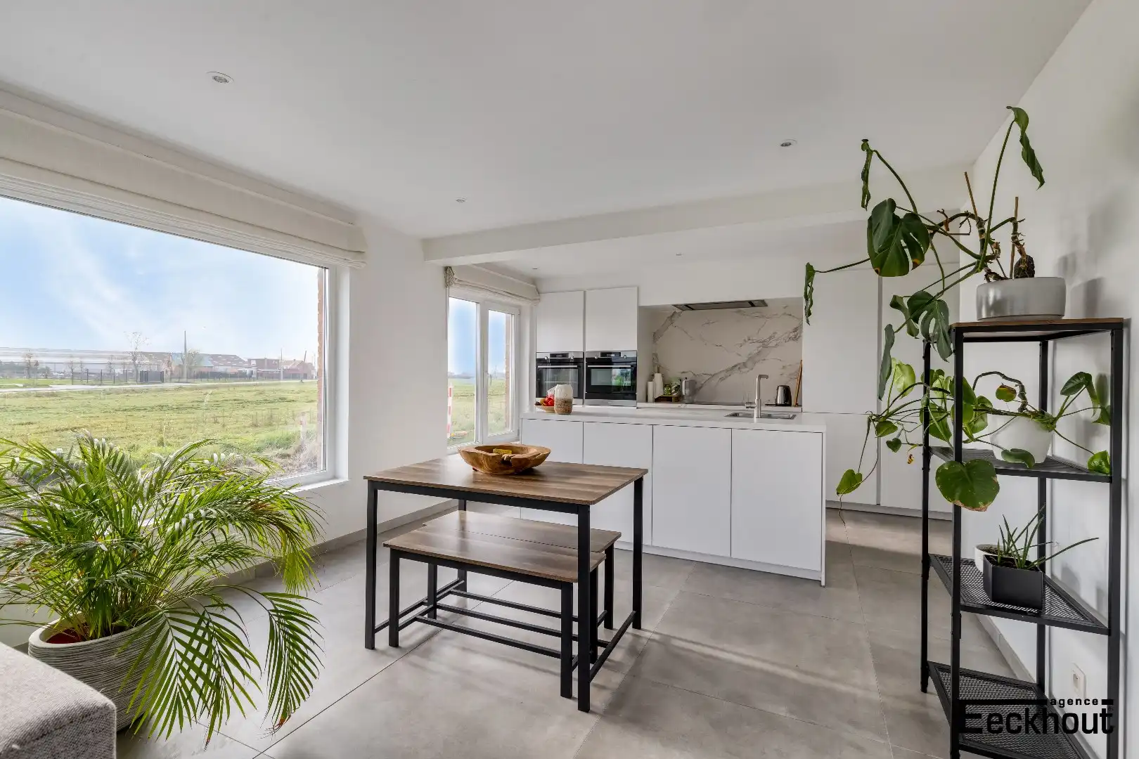 Landelijke woning met garage in Diksmuide, 3 slaapkamers, gerenoveerd in 2023, met 206m² bewoonbare oppervlakte foto 6