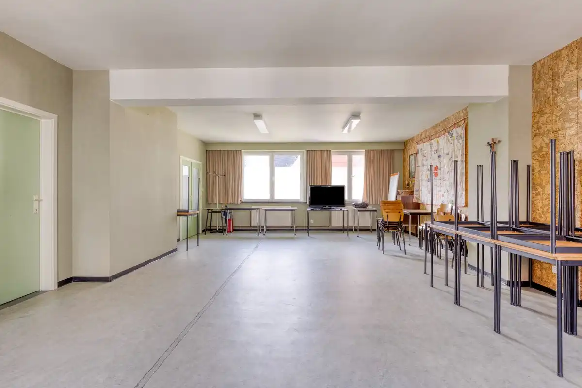 Multifunctioneel gebouw in het centrum van Merchtem. foto 18