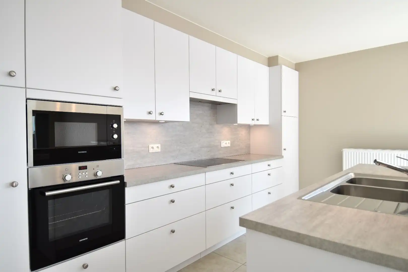 Prachtige penthouse met 2 slaapkamers en groot terras te centrum Ledegem foto 4