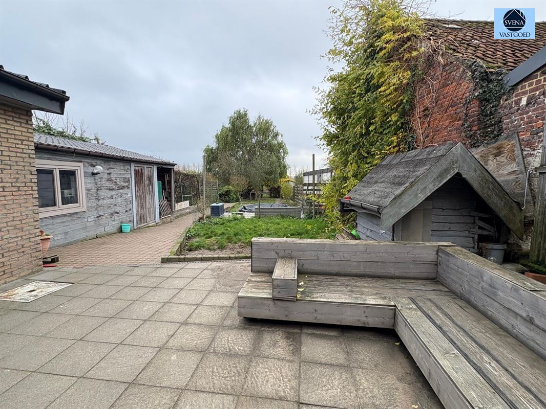 RUIME KARAKTERWONING MET GROENE OASE IN ZARLARDINGE foto 17