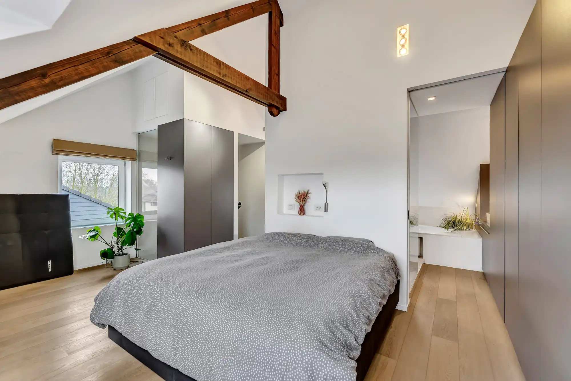 Instapklare HOB met 4 slpks te Denderhoutem foto 18