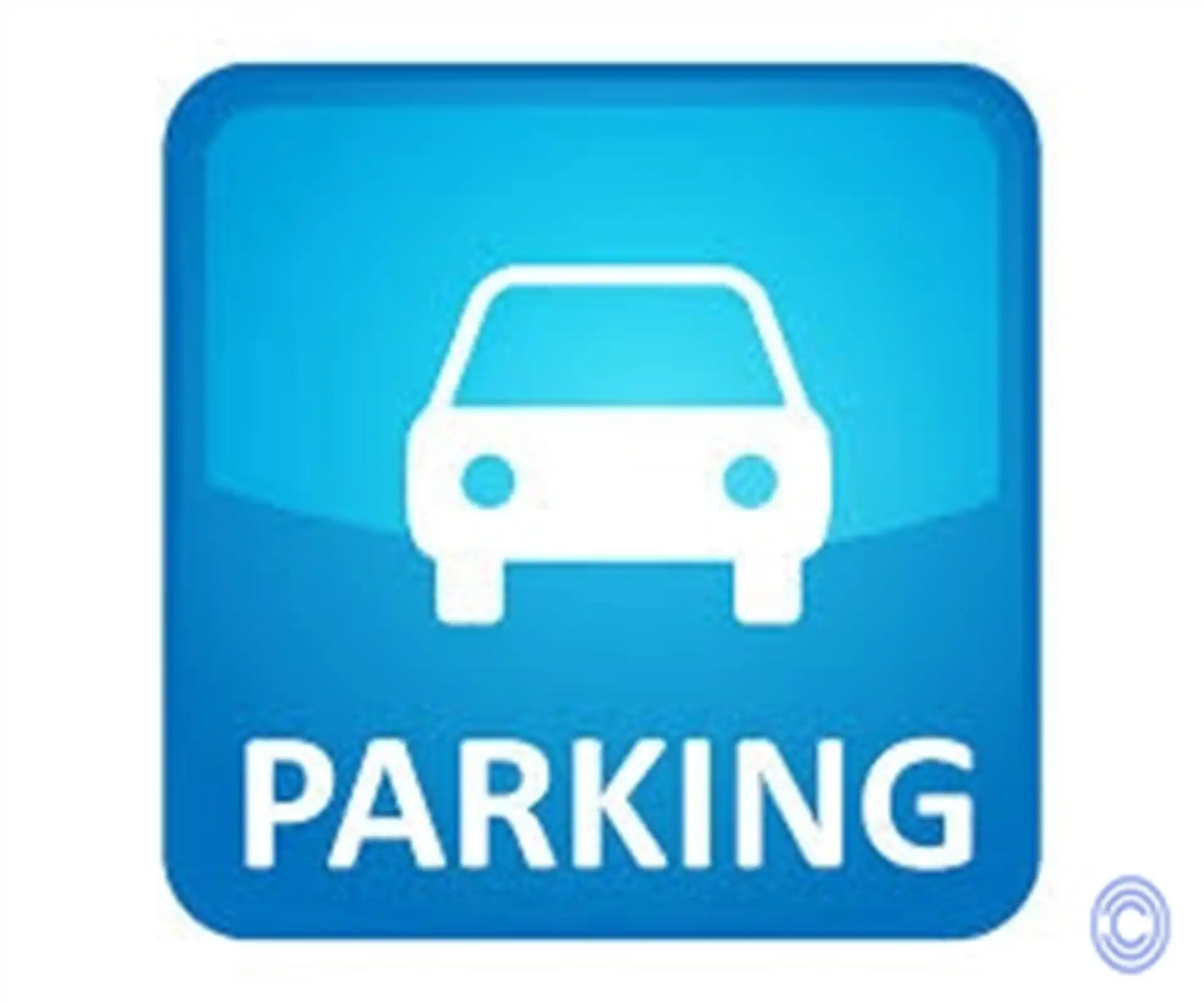 Parking: ruime en veilige binnenstaanplaats! foto {{pictureIndex}}