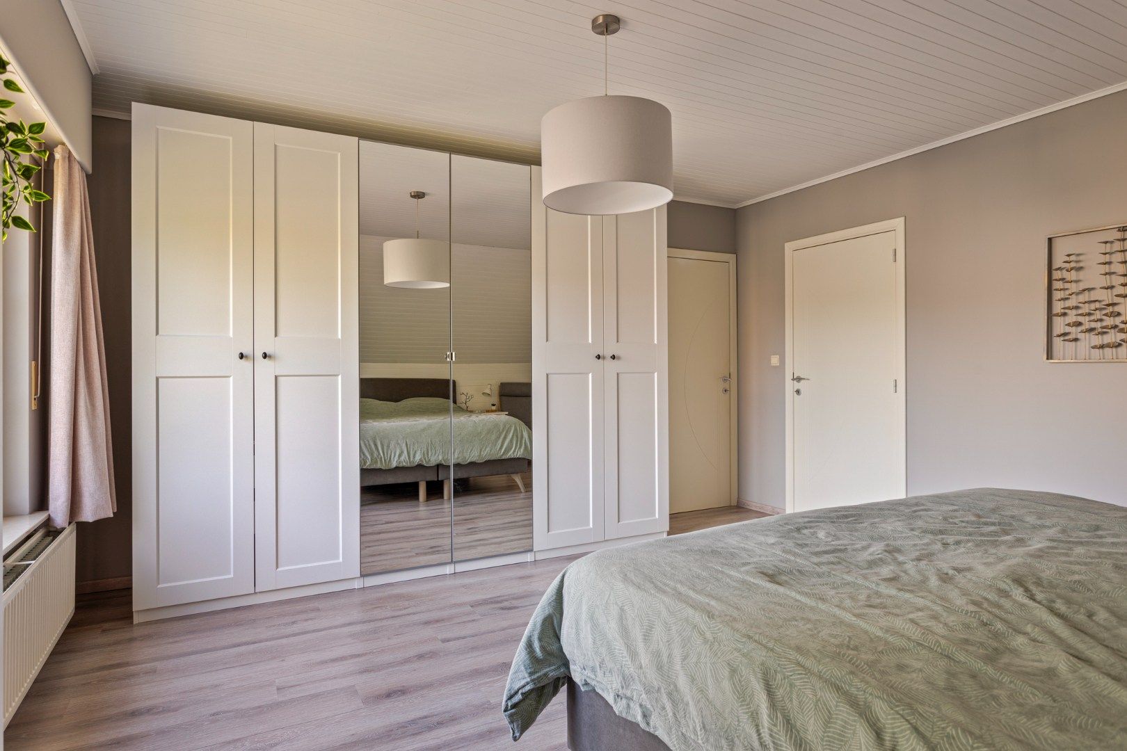 Instapklare woning met 3 ruime slaapkamers op 599 m² te OLV Olen ! foto 18