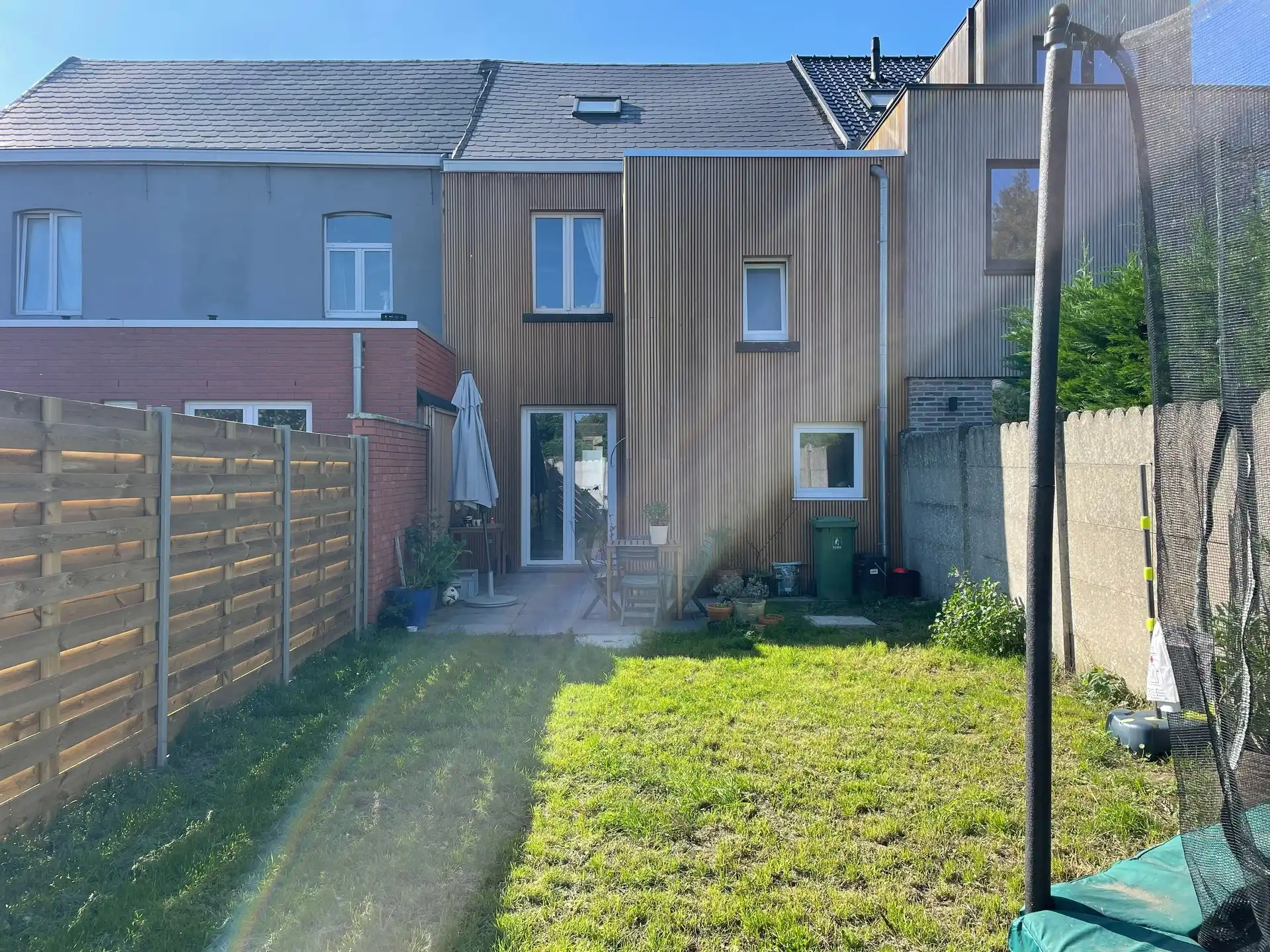 Gunstig gelegen woning met 4 slaapkamers en tuin. foto 15
