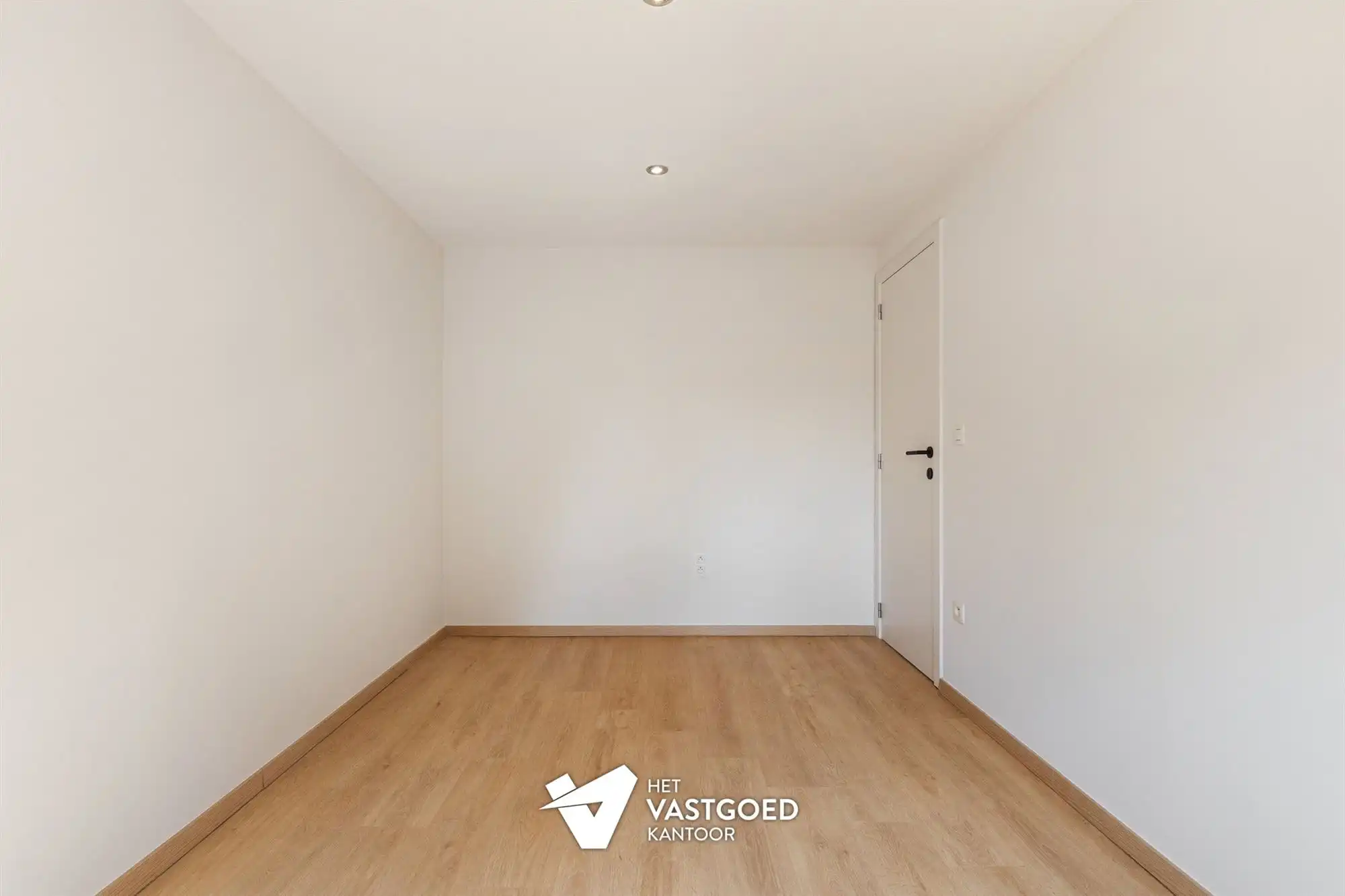 KWALITATIEF GERENOVEERDE WONING VLAKBIJ CENTRUM foto 12