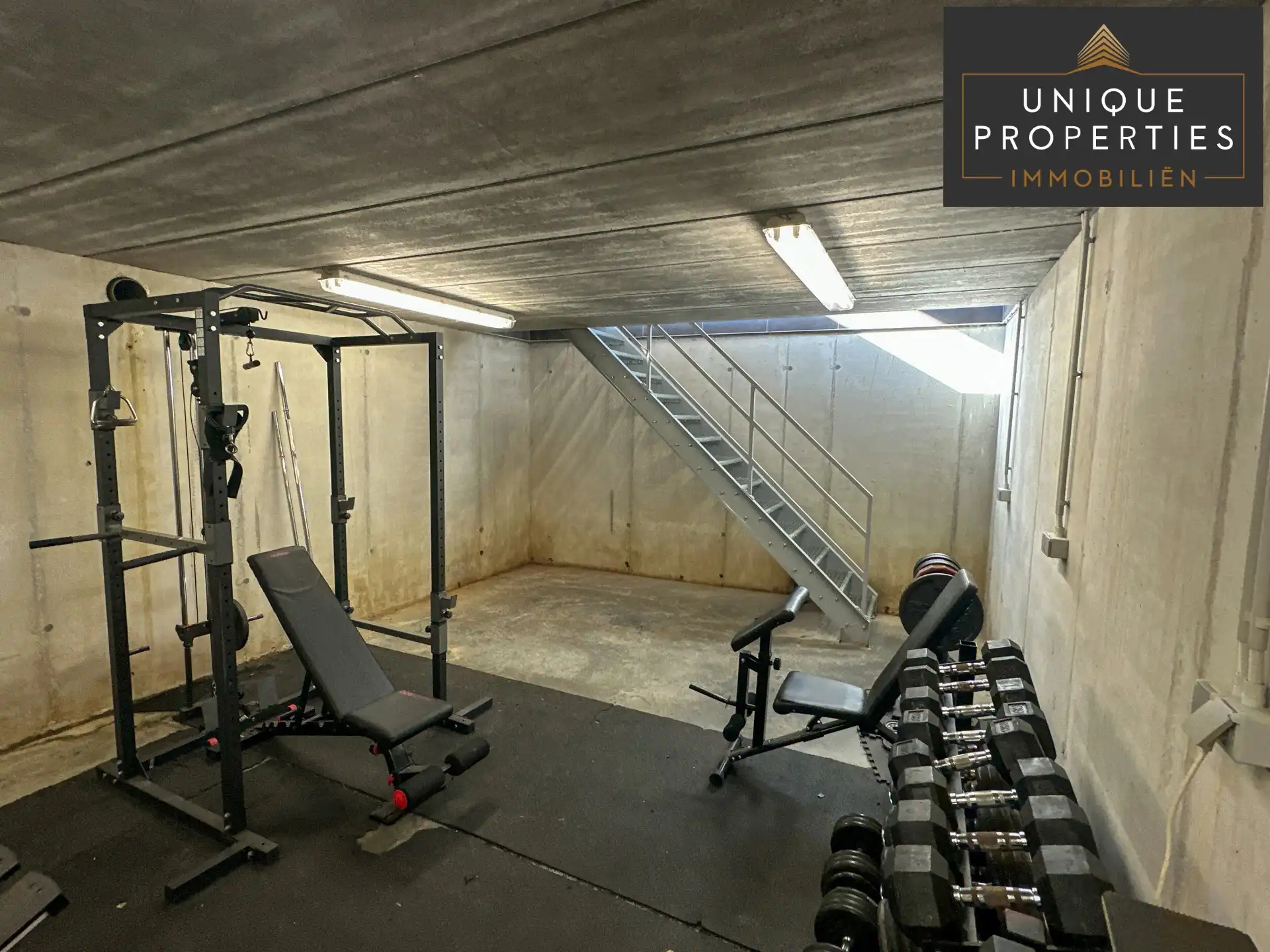 Villa te koop foto 31