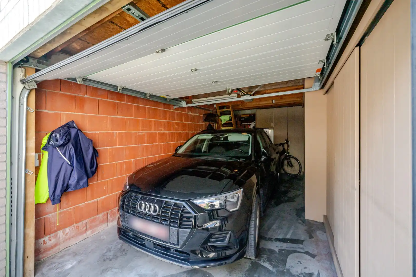 Ruime woonst met zongericht terras en garagebox foto 17